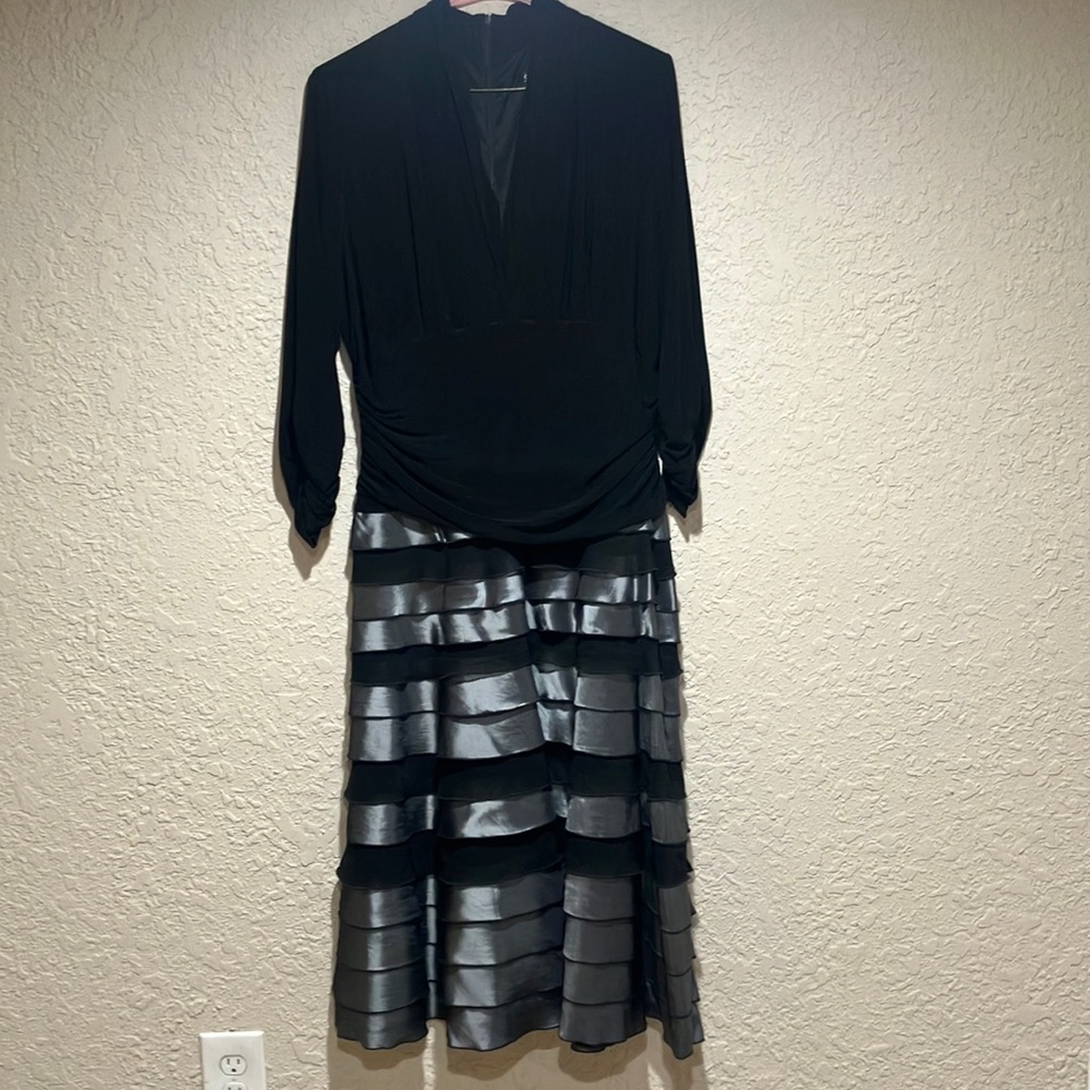 Party Dress, scrunched waist . Size 14. This is a Macy’s brand.